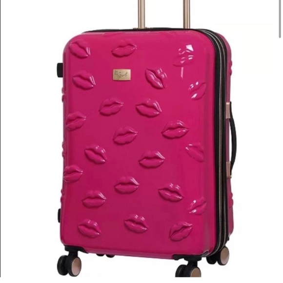IT LUGGAGE Bags Nwtrare It Luggage Lips Luggage Suitcase Poshmark